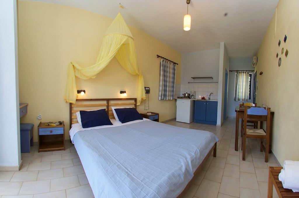 Kalypso Studios & Apartments Karavomylos Luaran gambar