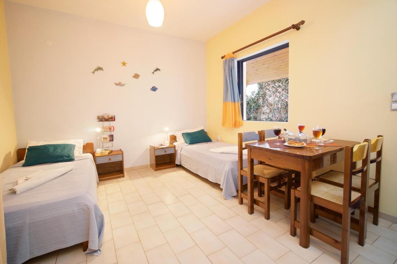 Kalypso Studios & Apartments Karavomylos Luaran gambar