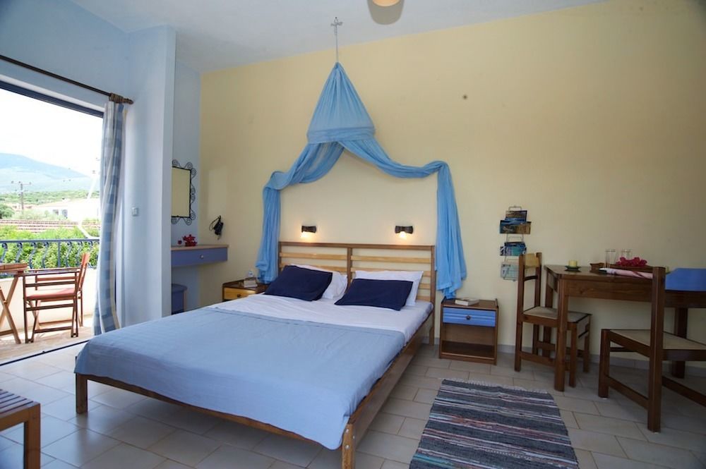 Kalypso Studios & Apartments Karavomylos Luaran gambar