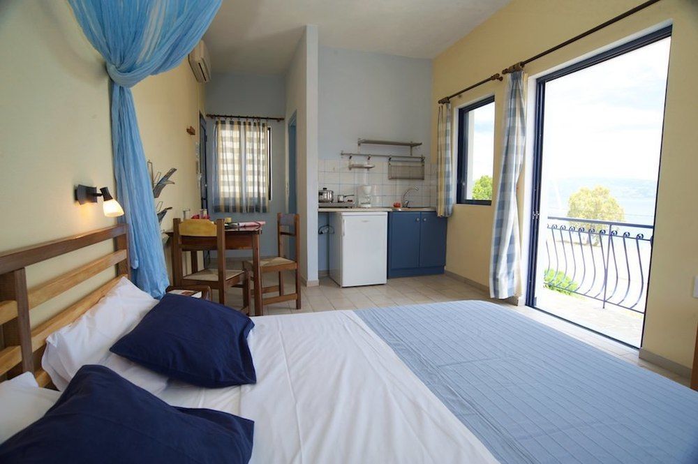 Kalypso Studios & Apartments Karavomylos Luaran gambar